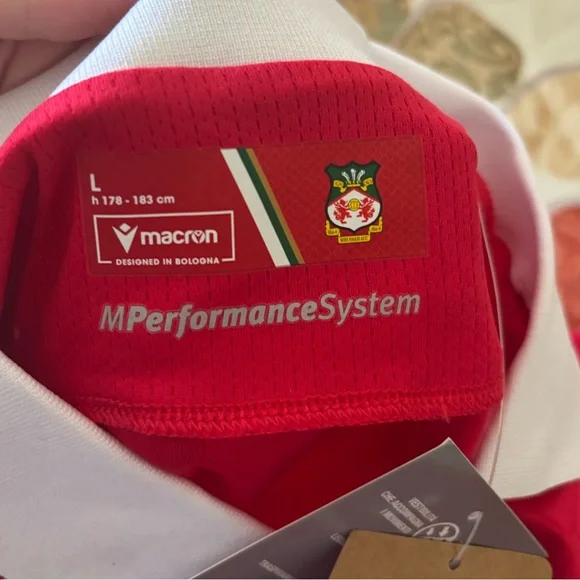 Wrexham AFC Home Shirt Jersey Macron NWT L - Picture 3 of 6